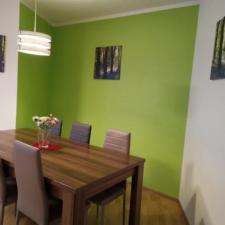 Проживание в семье Gute Laune Mit Terrasse Und Garten Zentral Фридрихсхафен