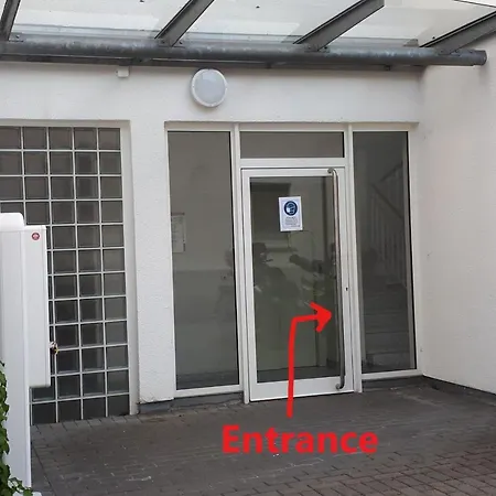 Gute Laune Mit Terrasse Und Garten Zentral *