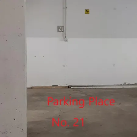 Проживание в семье Gute Laune Mit Terrasse Und Garten Zentral *